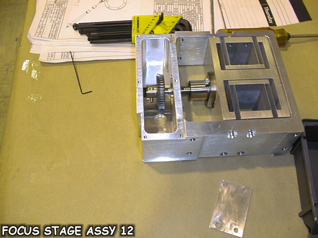focus stage assy 12