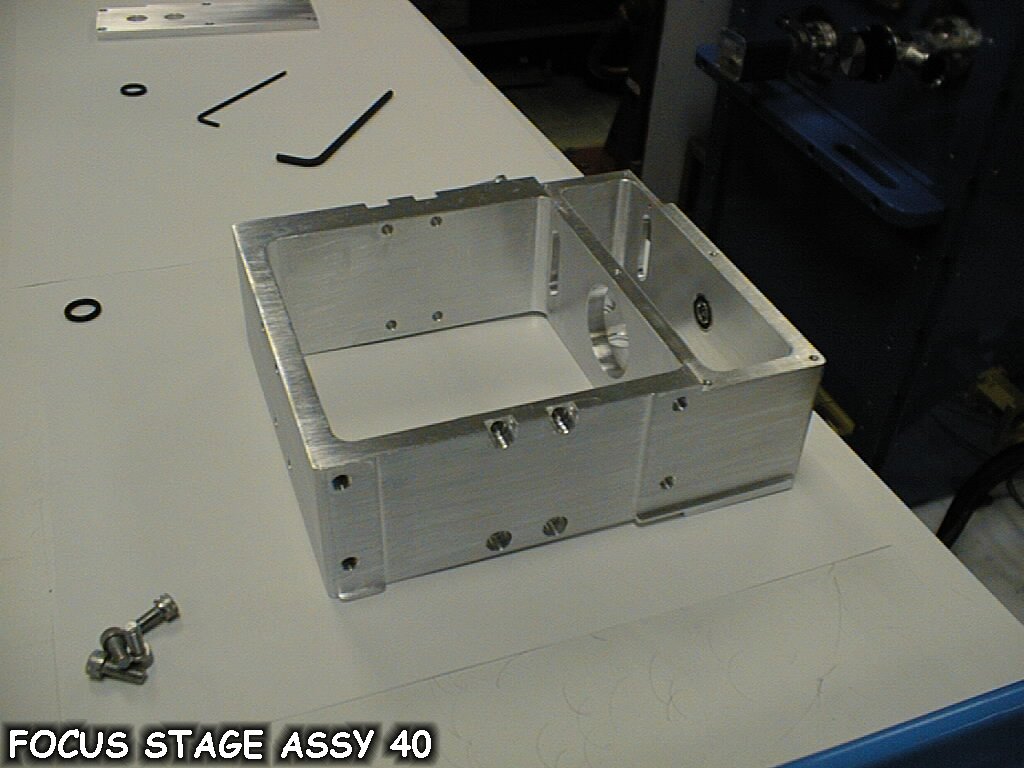 focus stage assy 40