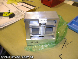 focus stage assy 04