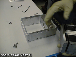 focus stage assy 21