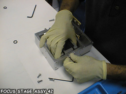 focus stage assy 42
